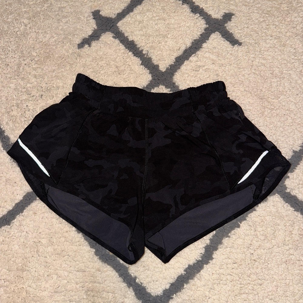 Lululemon Camo Hotty hot shorts